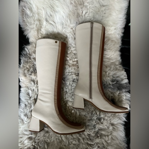 70s Revival Leather Colorblock Knee-High Heeled Boots - Picture 11 of 15